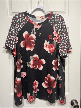 Southern Stitch Black Floral Raglan Short Sleeve Tee with Pink Accents